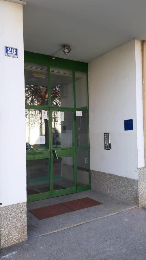 Art Studio Airport Zagreb Nagygorica Kültér fotó
